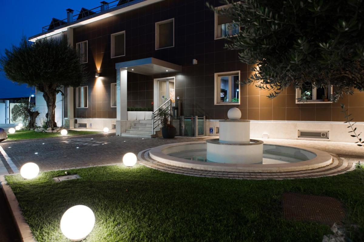 Plana Hotel 4*