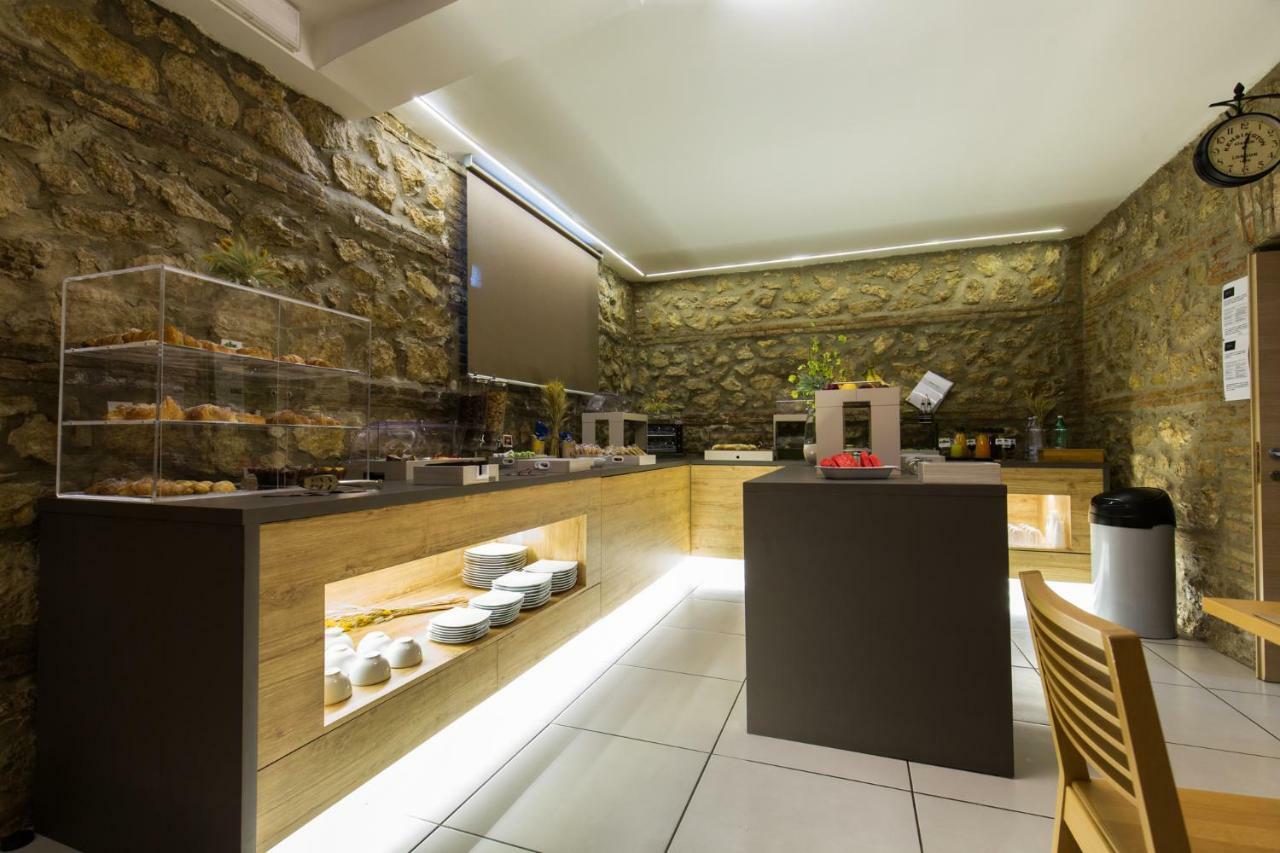 Plana Hotel 4*